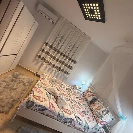 Ferienhaus Nadya