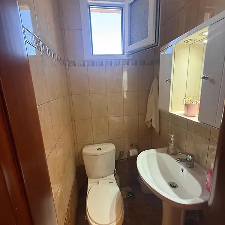 Ferienhaus Nadya Karianí